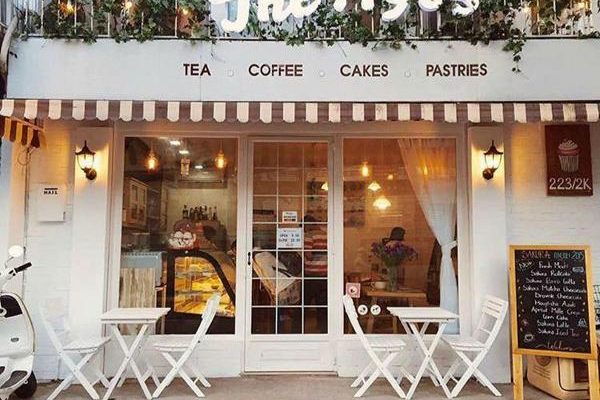 Mở quán cà phê liệu có thu được doanh thu cao hay không?