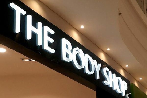 Hình ảnh mẫu biển hiệu Mica