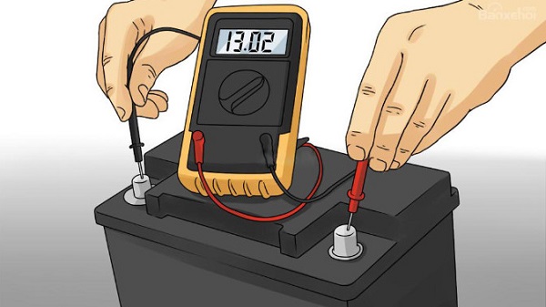 Đồng hồ đo điện ắc quy