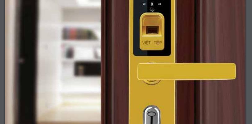 Khóa cửa thông minh Việt Tiệp