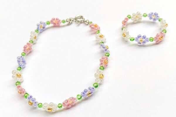 vòng tay handmade từ hạt cườm đẹp