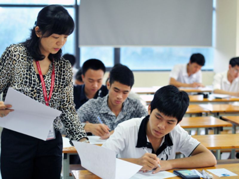 Học khách sạn từ xa
