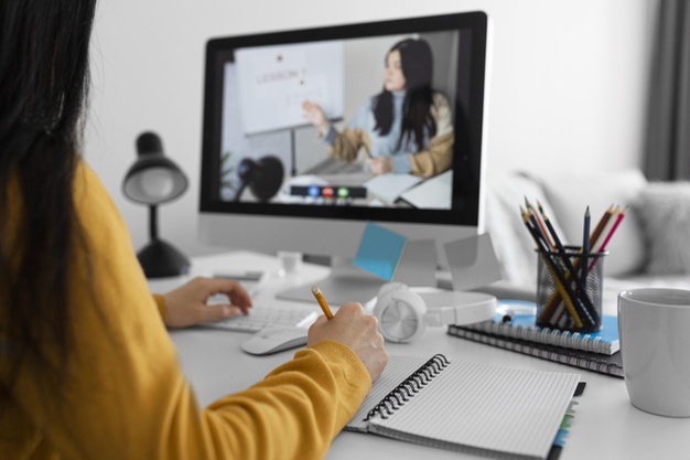 Lớp quản trị khách sạn online