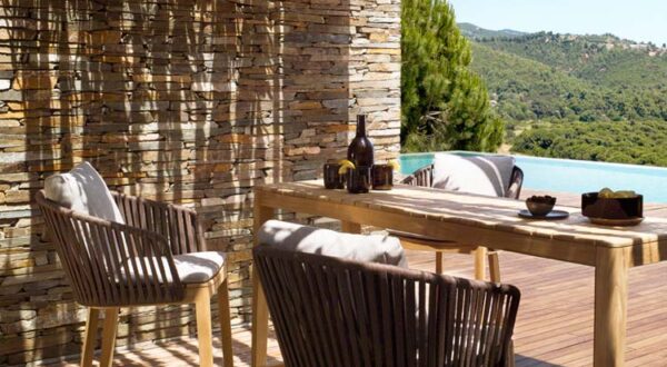 Cách thiết kế nội thất quán cafe đẹp giúp tối ưu không gian