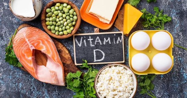 Cần bổ sung canxi và vitamin D vào thực đơn mỗi ngày cho trẻ còi xương