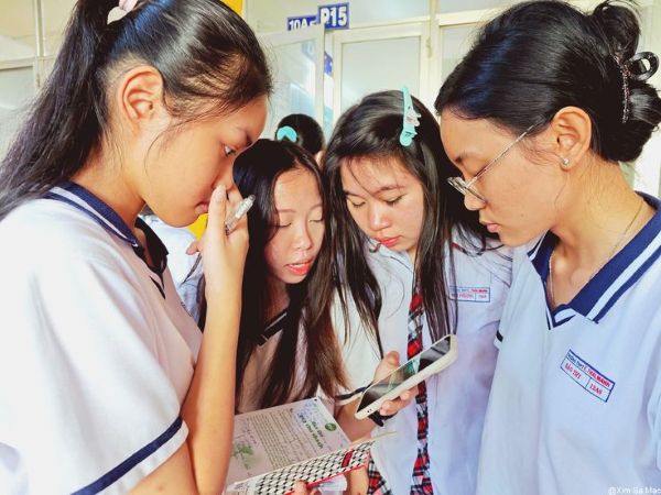 Lựa chọn hình thức đăng ký xét học bạ online