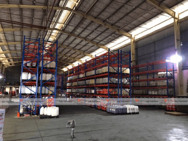 Bảo quản và vận chuyển xút vảy đúng kỹ thuật