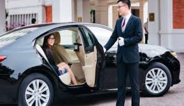 Thuê xe oto dài hạn