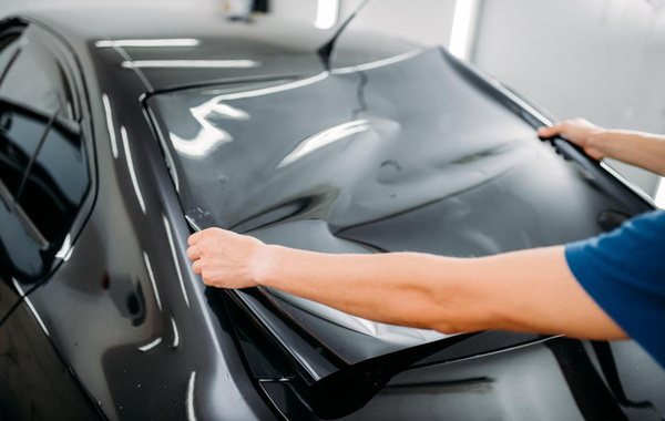 Tự dán phim cách nhiệt lên mặt kính