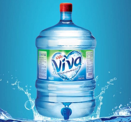 Bình nước Lavie có vòi bị nghẹt