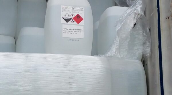 Lưu ý khi sử dụng hóa chất công nghiệp