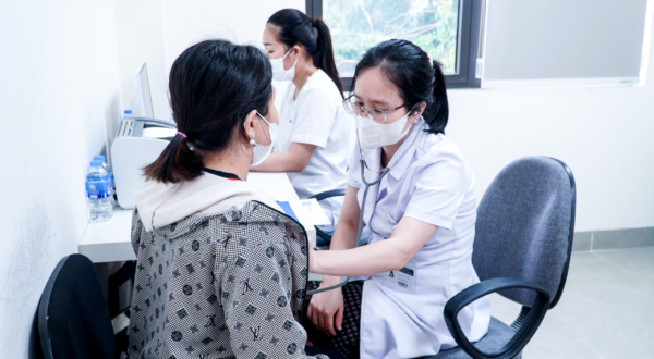 Theo dõi sức khỏe liên tục giúp phòng ngừa tái phát