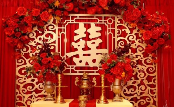 Ý nghĩa phong thủy và văn hóa của thư pháp trong tiệc cưới