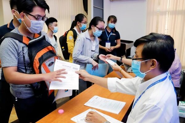 Quy trình nộp hồ sơ và nhập học