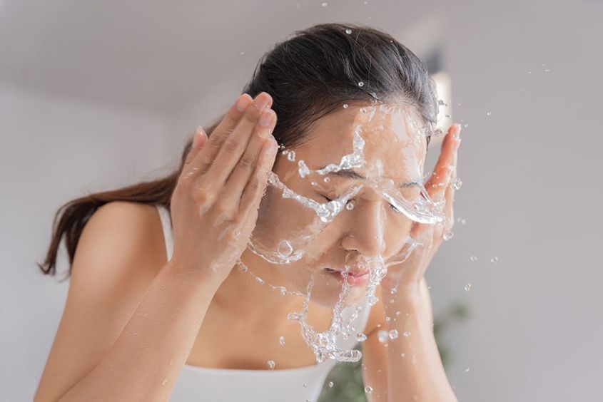 Hướng dẫn dưỡng da hỗ trợ cải thiện nám